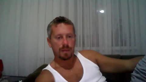 Snapshot of danisami12345 chatting on October 9, 2025, 10:41 pm daniel online show from October 9, 2025, 10:41 pm