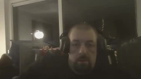 danishman1980 online show from December 3, 2025, 9:57 pm