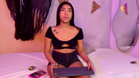 danka_smith online show from October 15, 2025, 6:46 am