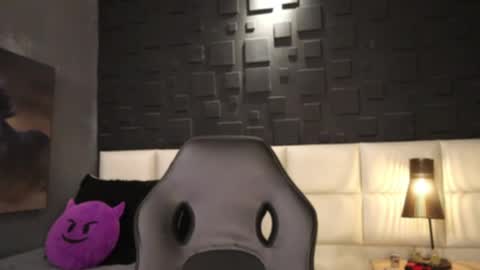 Dann saenz online show from February 18, 2025, 2:27 pm