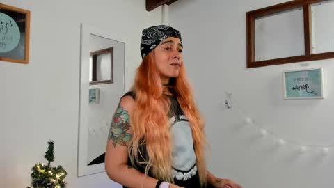 Snapshot of danna__castle chatting on December 30, 2024, 8:36 pm Dannacastle online show from December 30, 2024, 8:36 pm