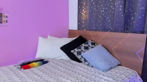 Snapshot of danna__castle chatting on March 11, 2025, 7:58 am Dannacastle online show from March 11, 2025, 7:58 am