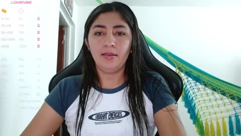 Danna online show from April 12, 2026, 7:52 pm