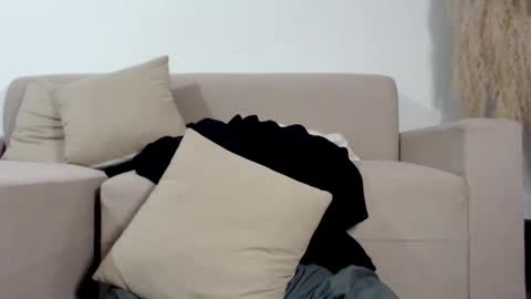 danna online show from October 15, 2025, 6:02 am