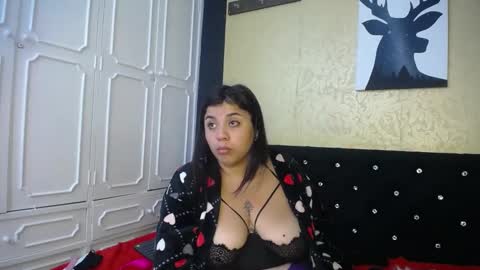 Snapshot of dannagarza chatting on January 14, 2025, 8:52 am Danna Garza online show from January 14, 2025, 8:52 am