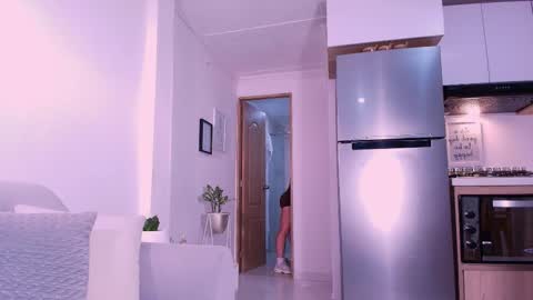 Snapshot of dannahyde chatting on February 10, 2026, 8:35 pm Insta DannaBlueX online show from February 10, 2026, 8:35 pm