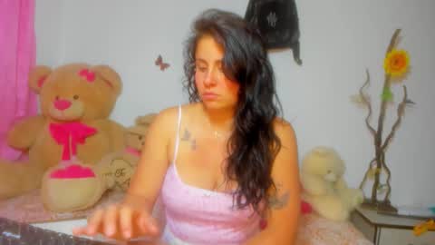 Snapshot of dannajeins chatting on October 2, 2025, 9:05 am Danna Sofia jeins online show from October 2, 2025, 9:05 am