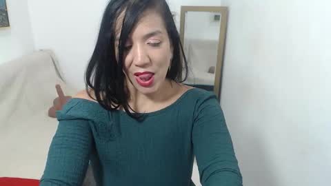 Danna online show from September 27, 2025, 2:00 pm