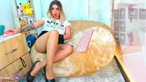 dannia_13 online show from December 30, 2024, 2:42 am