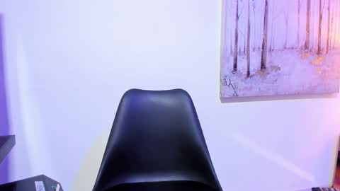 danniakross online show from October 16, 2025, 11:06 pm