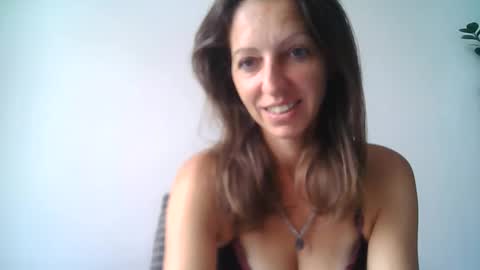 Snapshot of dannica1 chatting on September 10, 2025, 7:08 am dannica1 online show from September 10, 2025, 7:08 am