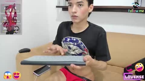 Snapshot of danniels_sweet chatting on December 19, 2024, 1:51 pm danniels_sweet online show from December 19, 2024, 1:51 pm