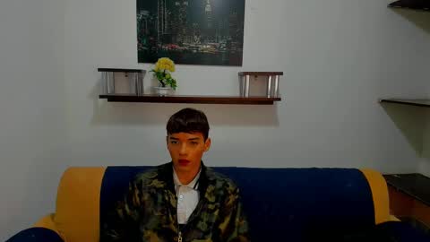 Snapshot of danniels_sweet chatting on January 22, 2025, 12:49 pm danniels_sweet online show from January 22, 2025, 12:49 pm