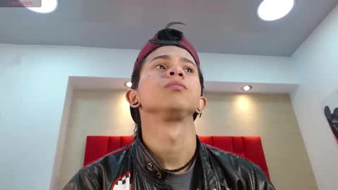 Danny online show from November 10, 2025, 12:59 pm