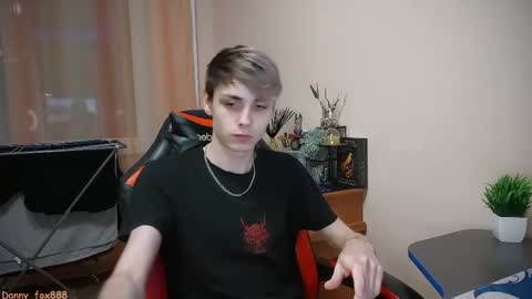 Snapshot of danny_fox888 chatting on February 27, 2025, 6:20 pm Daniel online show from February 27, 2025, 6:20 pm