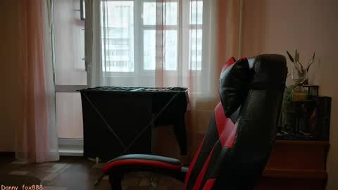 Snapshot of danny_fox888 chatting on March 7, 2025, 8:23 am Daniel online show from March 7, 2025, 8:23 am