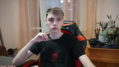 Snapshot of danny_fox888 chatting on March 12, 2025, 12:47 pm Daniel online show from March 12, 2025, 12:47 pm