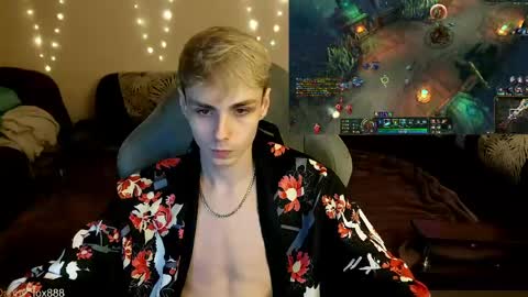 Snapshot of danny_fox888 chatting on May 21, 2026, 3:41 pm Daniel online show from May 21, 2026, 3:41 pm