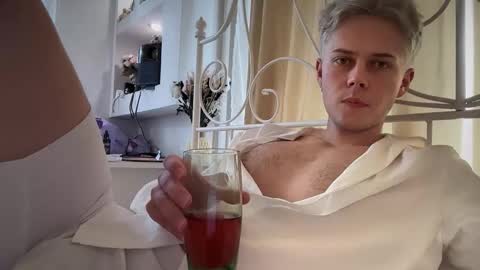 danny online show from October 17, 2025, 11:57 am