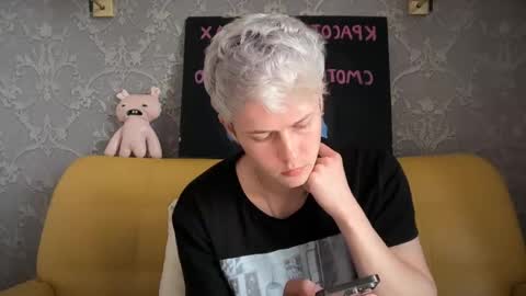 Snapshot of danny_love01 chatting on June 2, 2026, 2:41 pm danny online show from June 2, 2026, 2:41 pm