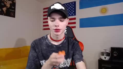 Danny online show from October 29, 2025, 8:49 am