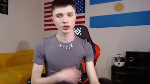 Danny online show from November 3, 2025, 2:07 pm