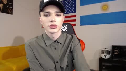 Danny online show from November 5, 2025, 9:20 am