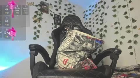 Snapshot of danny_phantom_09 chatting on January 24, 2025, 2:18 am danny_phantom_09 online show from January 24, 2025, 2:18 am