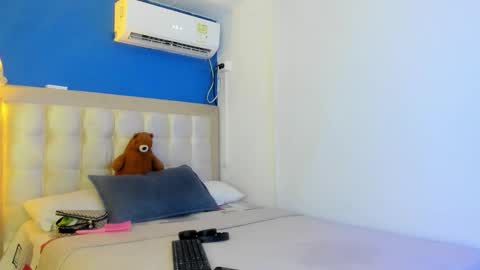 Danny online show from November 11, 2025, 4:34 am