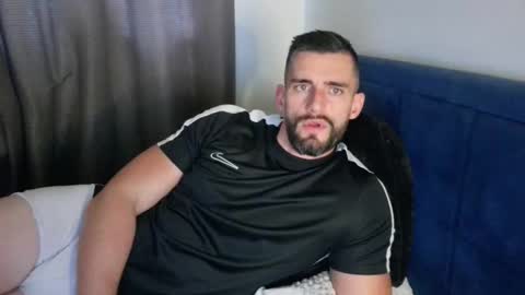 Naughtystr8D online show from November 5, 2025, 8:47 am