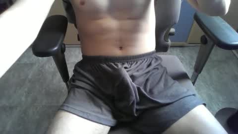 Danny L. online show from November 12, 2025, 10:26 am