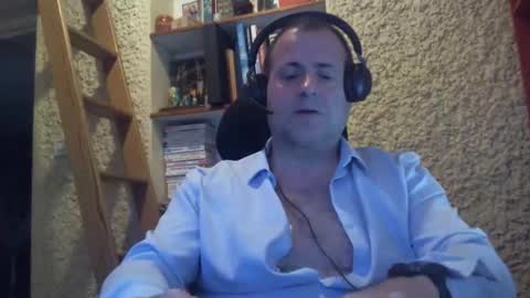 danparis91 online show from February 27, 2026, 12:32 am