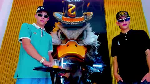 dante_brown1 online show from October 13, 2025, 9:15 pm