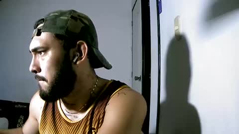 Snapshot of dante_cloe chatting on December 19, 2024, 6:34 pm dante_cloe online show from December 19, 2024, 6:34 pm