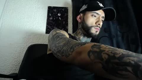 dante_d_angelo_ online show from September 26, 2025, 3:54 am