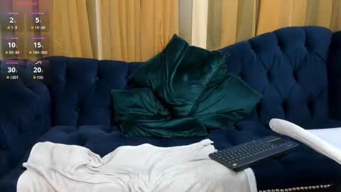 Dante Fox online show from December 17, 2024, 4:12 am