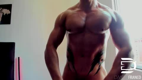 Snapshot of dante_franco chatting on November 12, 2025, 5:13 pm dante_franco online show from November 12, 2025, 5:13 pm