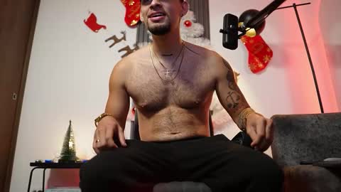 SEBAS online show from December 3, 2025, 1:35 am