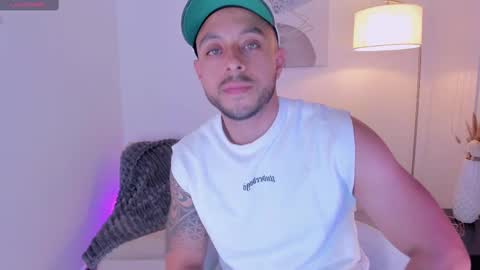 Dante marquez online show from October 21, 2025, 2:12 am