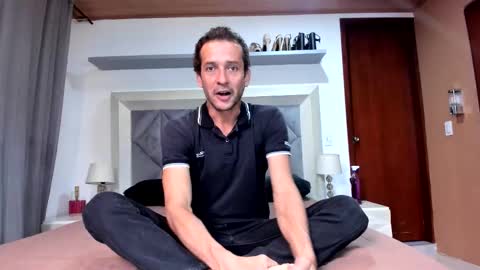 dante_steele_ online show from November 2, 2025, 3:42 am