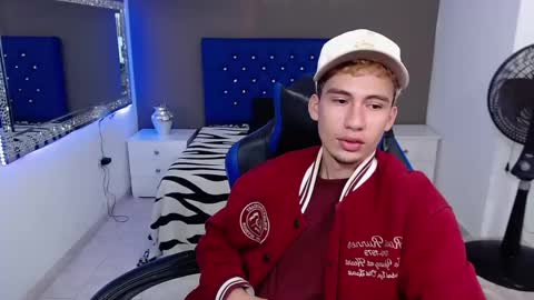 Snapshot of dante_tompson chatting on February 1, 2025, 12:26 pm Dante online show from February 1, 2025, 12:26 pm