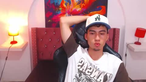 Snapshot of dante_tompson chatting on March 4, 2025, 6:39 pm Dante online show from March 4, 2025, 6:39 pm