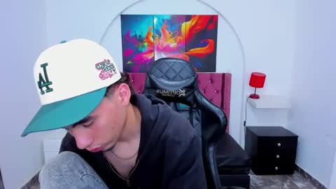 Snapshot of dante_tompson chatting on March 7, 2025, 3:28 pm Dante online show from March 7, 2025, 3:28 pm