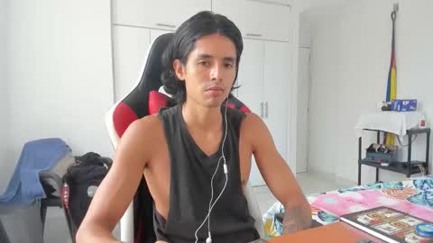 X Dante7373574 online show from November 12, 2025, 3:56 pm