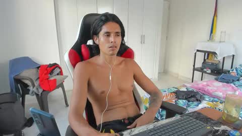 X Dante7373574 online show from November 15, 2025, 9:11 pm