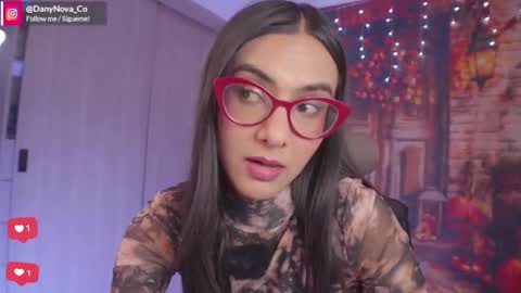 Snapshot of dany_nova_co chatting on October 29, 2025, 9:38 pm Dany Nova online show from October 29, 2025, 9:38 pm