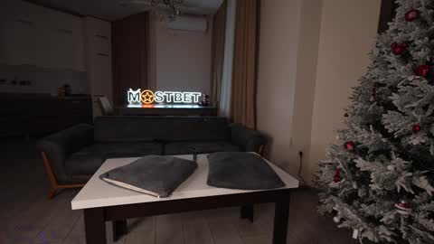 Snapshot of danyandannarearden chatting on January 12, 2025, 3:03 pm Dany and Anna online show from January 12, 2025, 3:03 pm