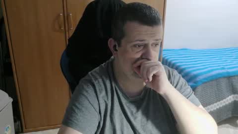 danysanchez1981 online show from February 14, 2026, 11:56 pm