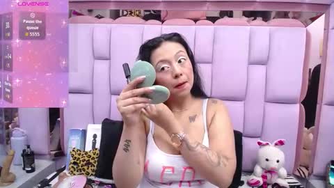 Snapshot of danyswet chatting on December 2, 2025, 6:47 pm DanySwet online show from December 2, 2025, 6:47 pm