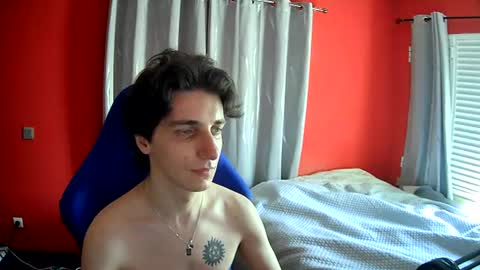 Snapshot of danywhiteyb chatting on July 4, 2026, 11:05 am danywhiteyb online show from July 4, 2026, 11:05 am